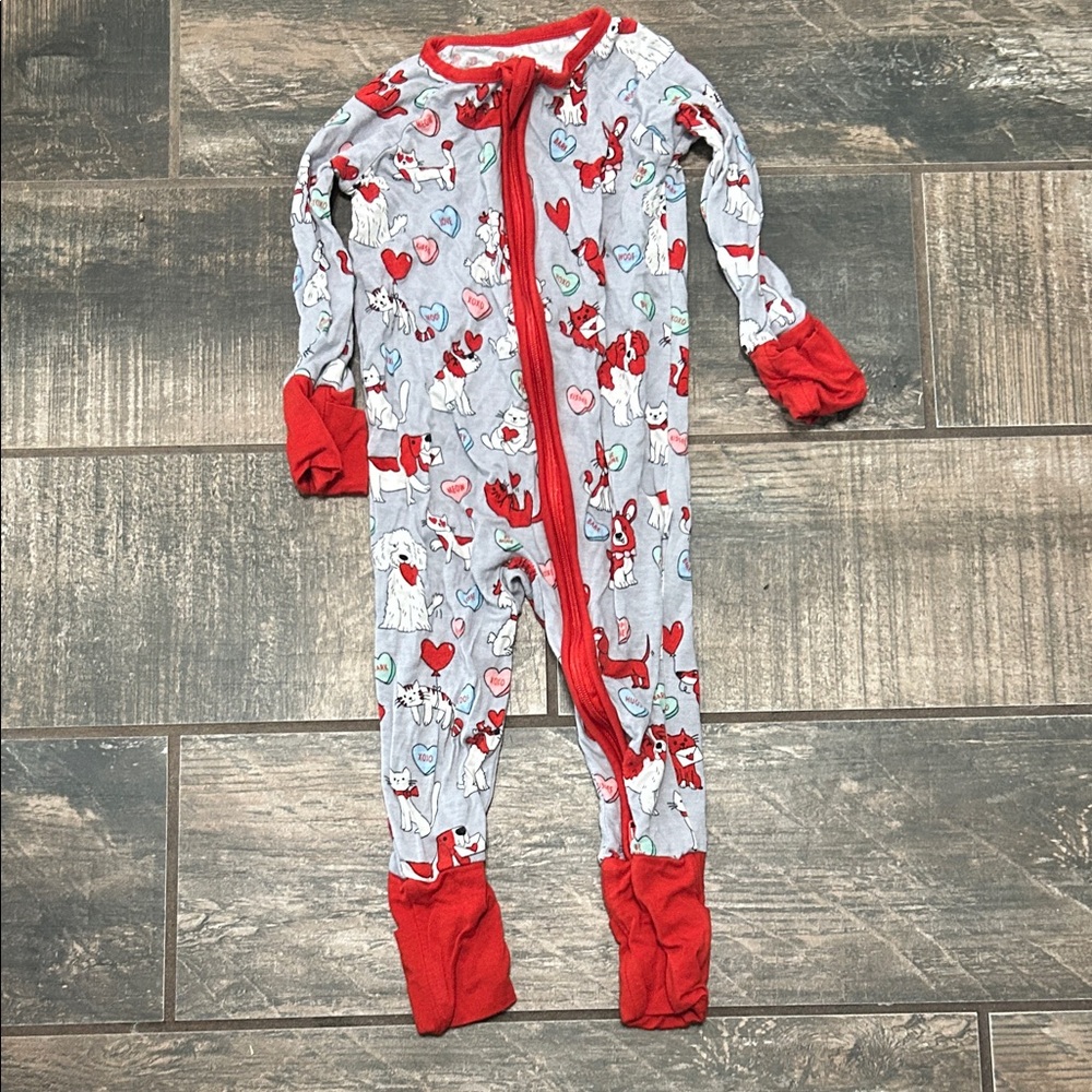 Little Sleepies Gray Pajama Set with Red Trim & Fox + Heart Print